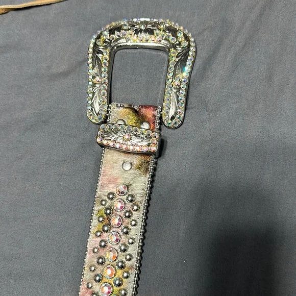 Accessories | Leather Suede Rhinestone Beautiful Belt | Poshmark display picture 3